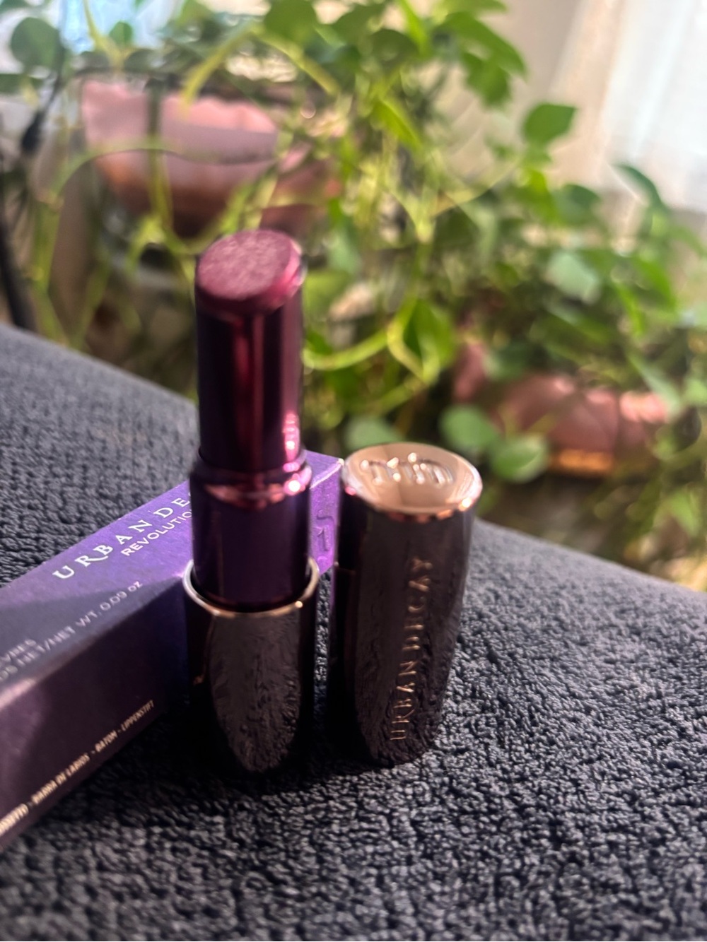 Urban Decay Revolution Lipstick In Venom 0.09 OZ